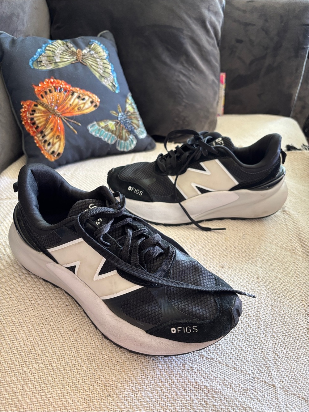 New Balance + Figs Nurse Athletic Shoes Women’s Size 8.5